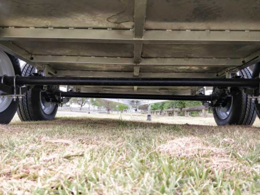 Premium HD Tandem Trailer Detail