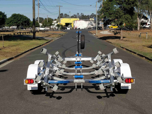 4.8m-5.8m Galvanised Boat Trailer ATM 2000KG - Image 4