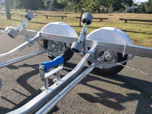 4.8m-5.8m Galvanised Boat Trailer ATM 2000KG - Image 7