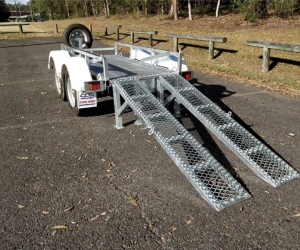 Scissor Lift Trailers Detail